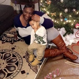 Meet your Posher, Alecia